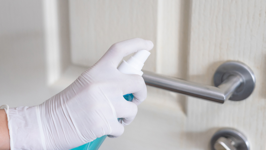 Как быть уверенным, что ваш уборщик офиса правильно дезинфицирует поверхности?