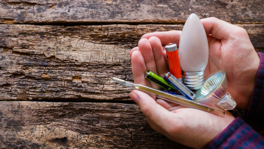 Куда в Украине сдать батарейки, пластик, градусники и лампы