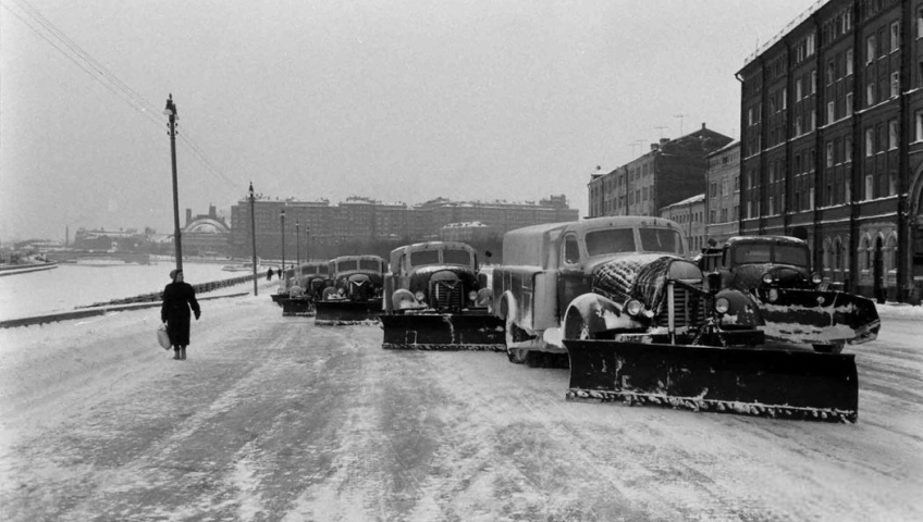Ретро уборка: как эволюционировала дорожная техника